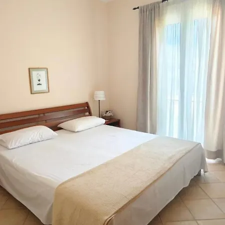 Sunny Coco Mat In With A Sea View * Katelios